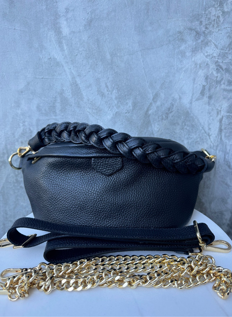 Delilah Hobo - Black **pre-order**